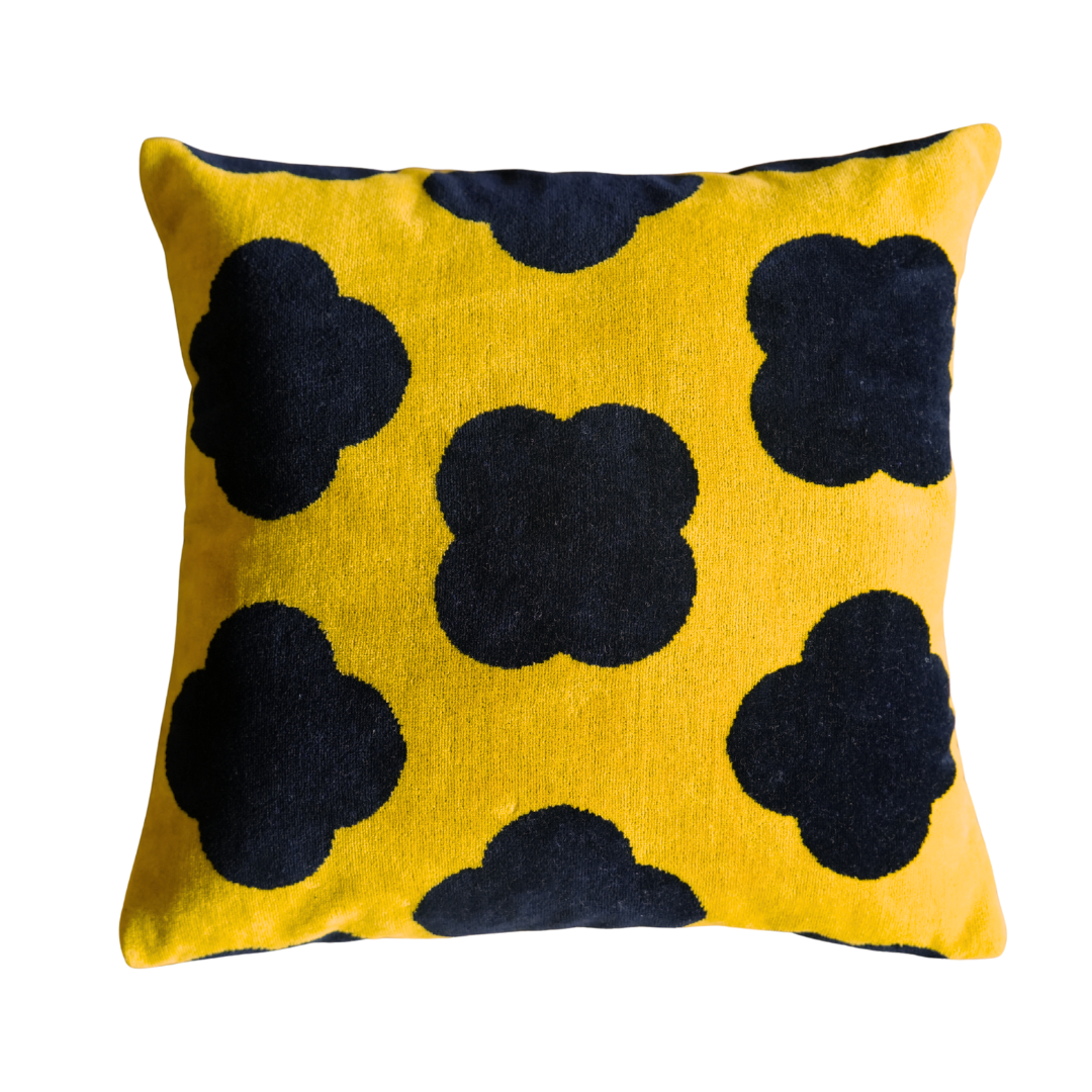 クッションカバー / CUSHION COVER:Dancing flower – MYTONE クッションカバー / CUSHION COVER:Dancing flower – MYTONE