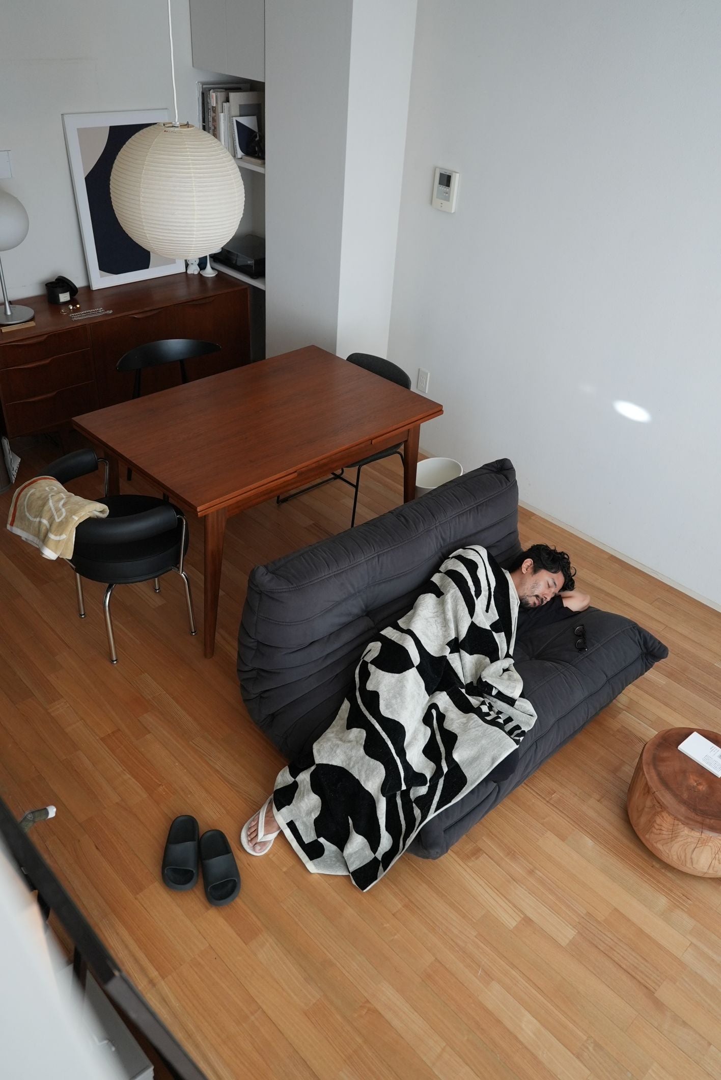 TOWEL BLANKET : Abstract Inlet by Asuka Watanabe