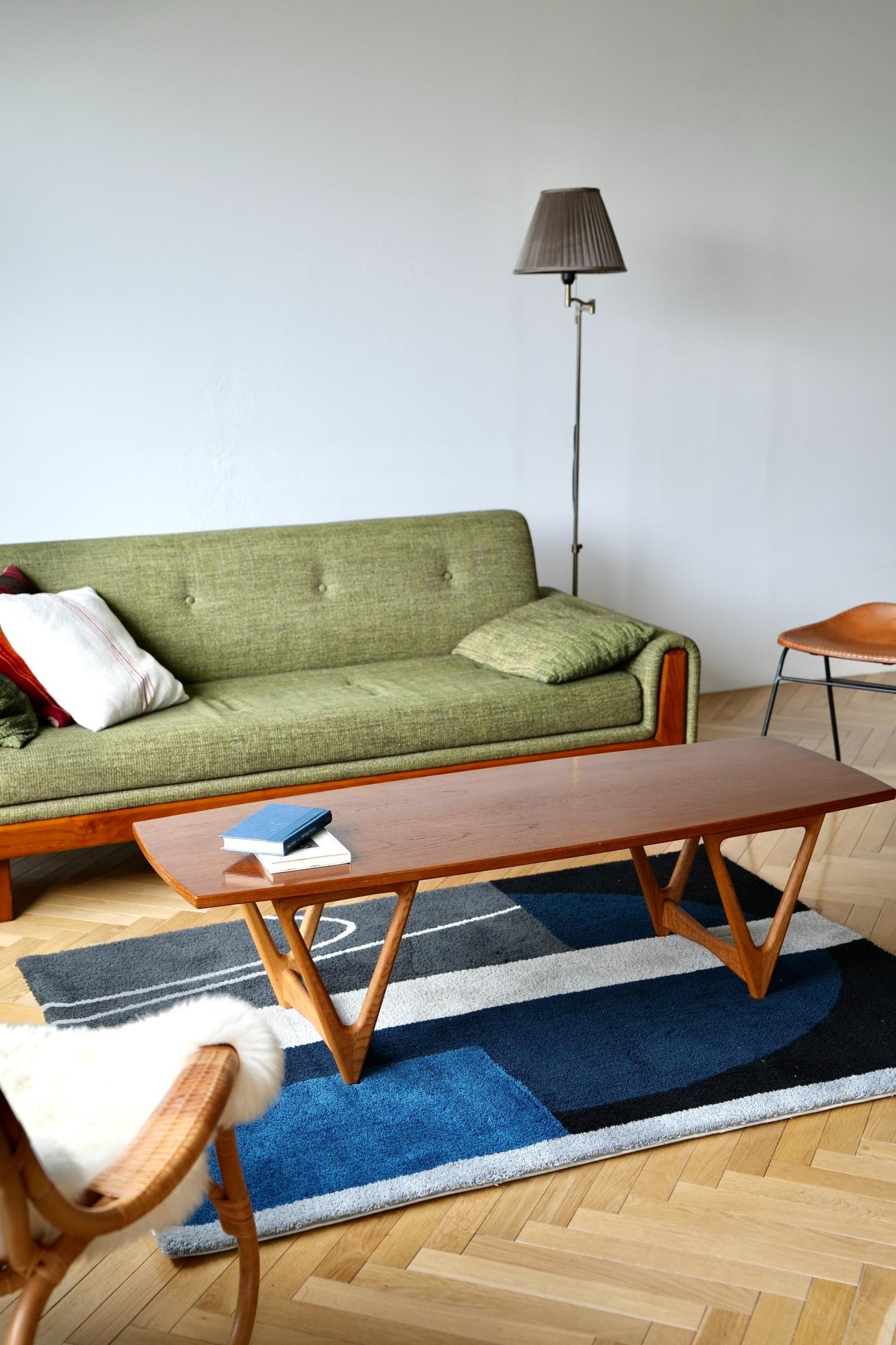 RUG【L】:Lake