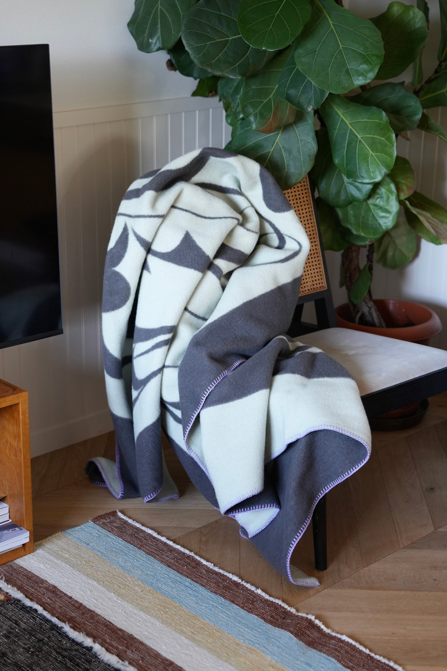 WOOL BLANKET:Dancing flower(11月上旬発送)