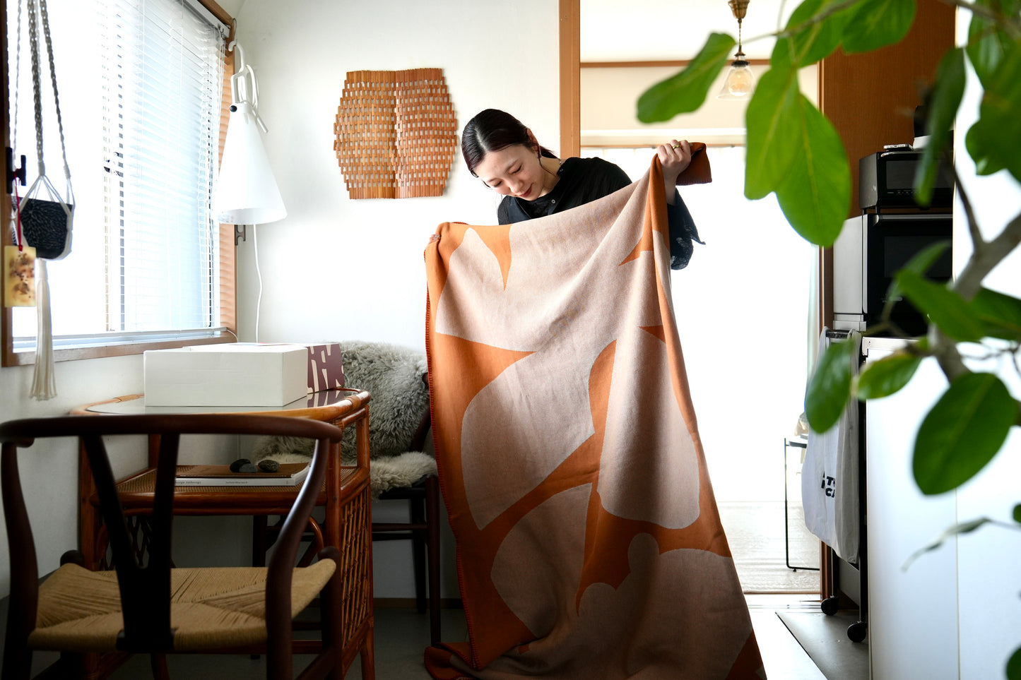 ALL SEASON BLANKET : Giving