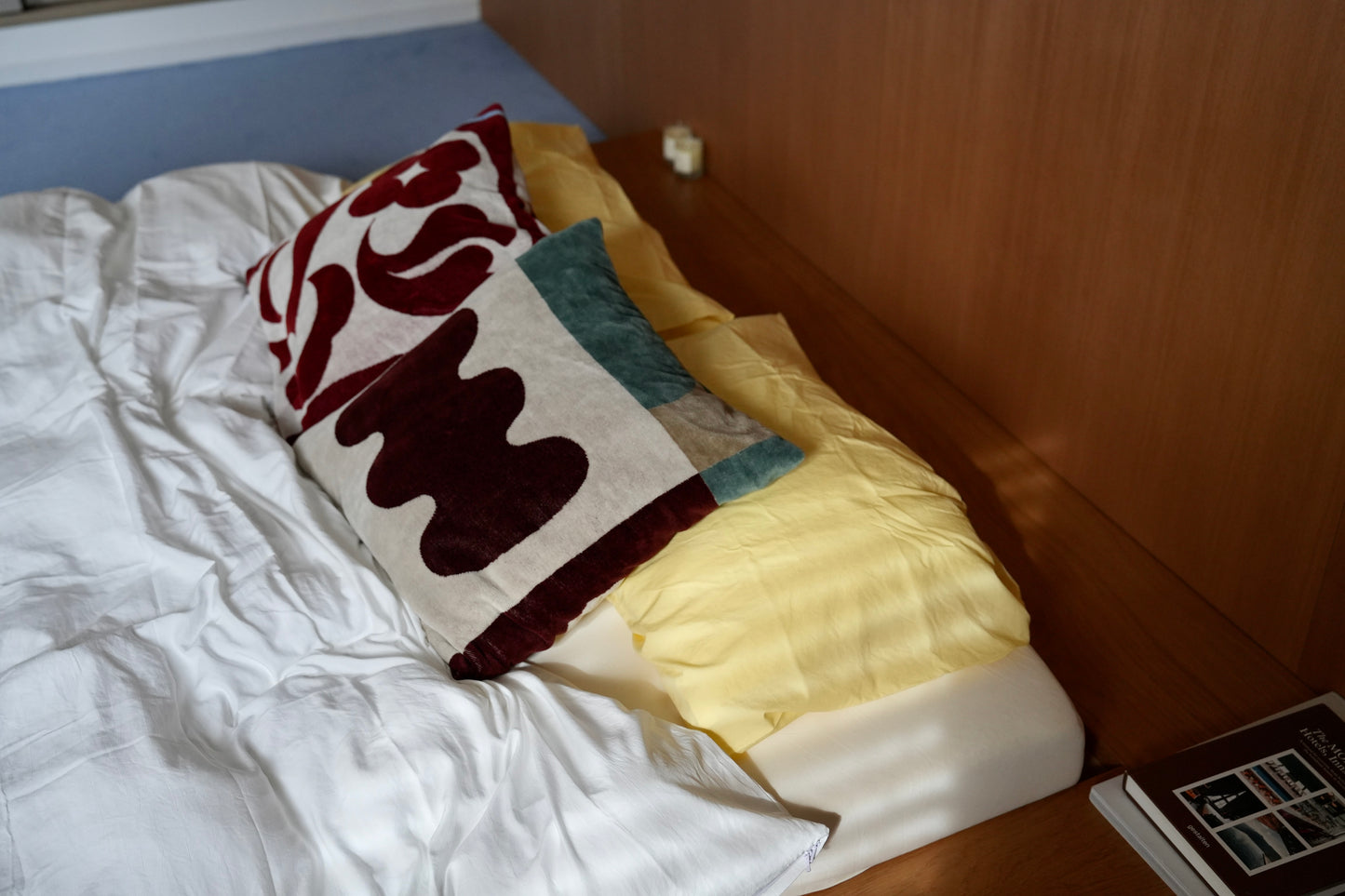 CUSHION COVER:Dancing flower