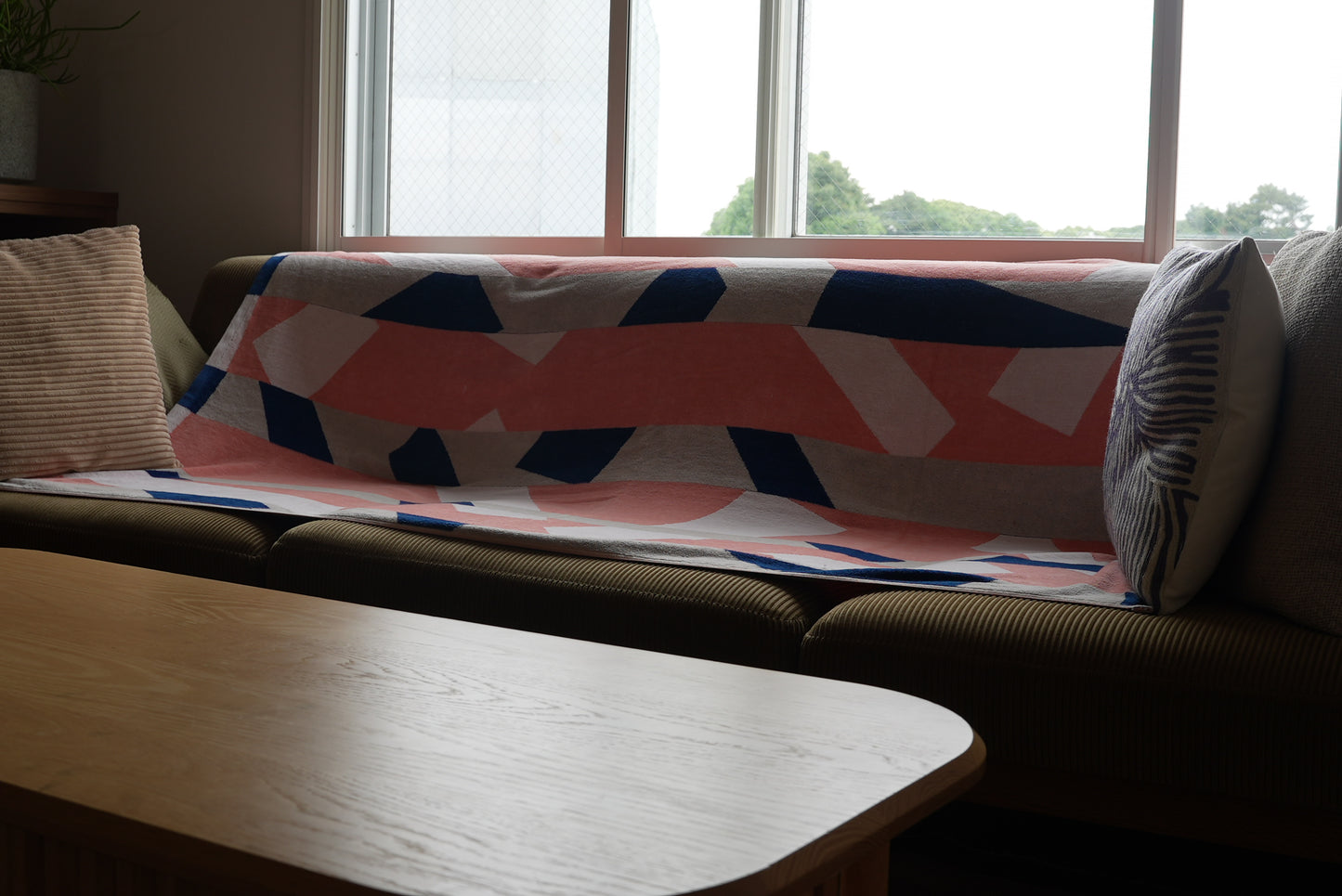 BATH TOWEL : Melody Line