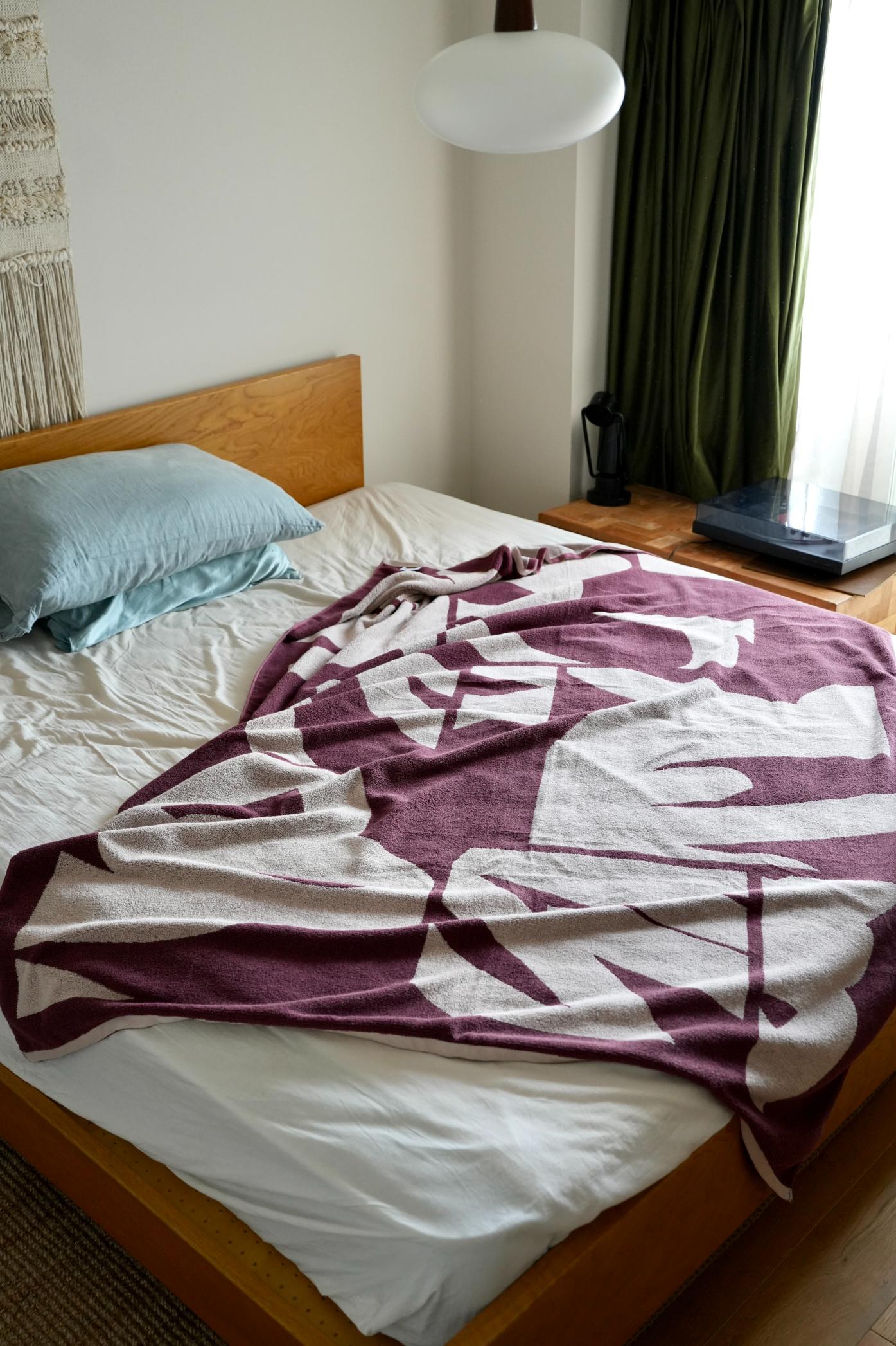BED THROW BLANKET:Sillage
