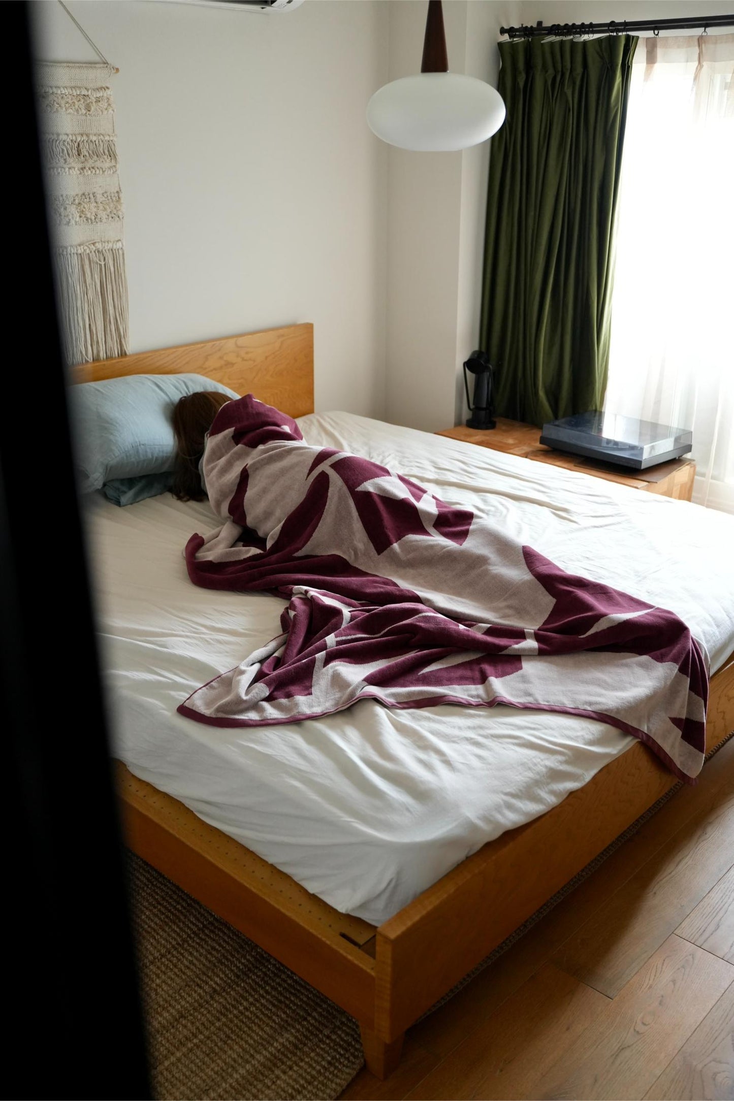 BED THROW BLANKET:Sillage