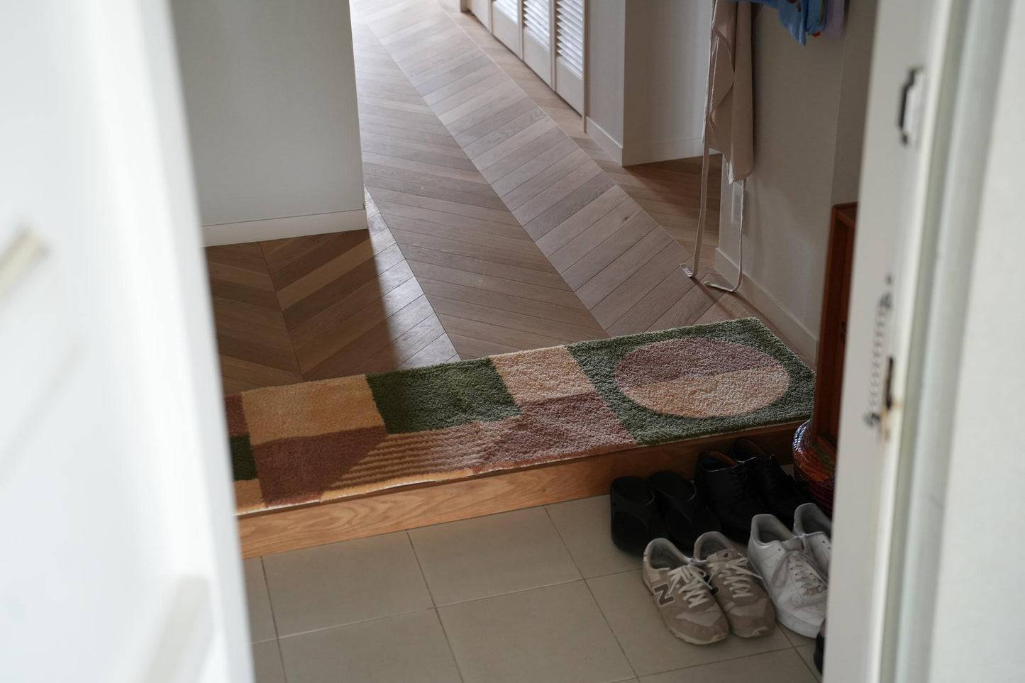 RUG【M】:Contrast