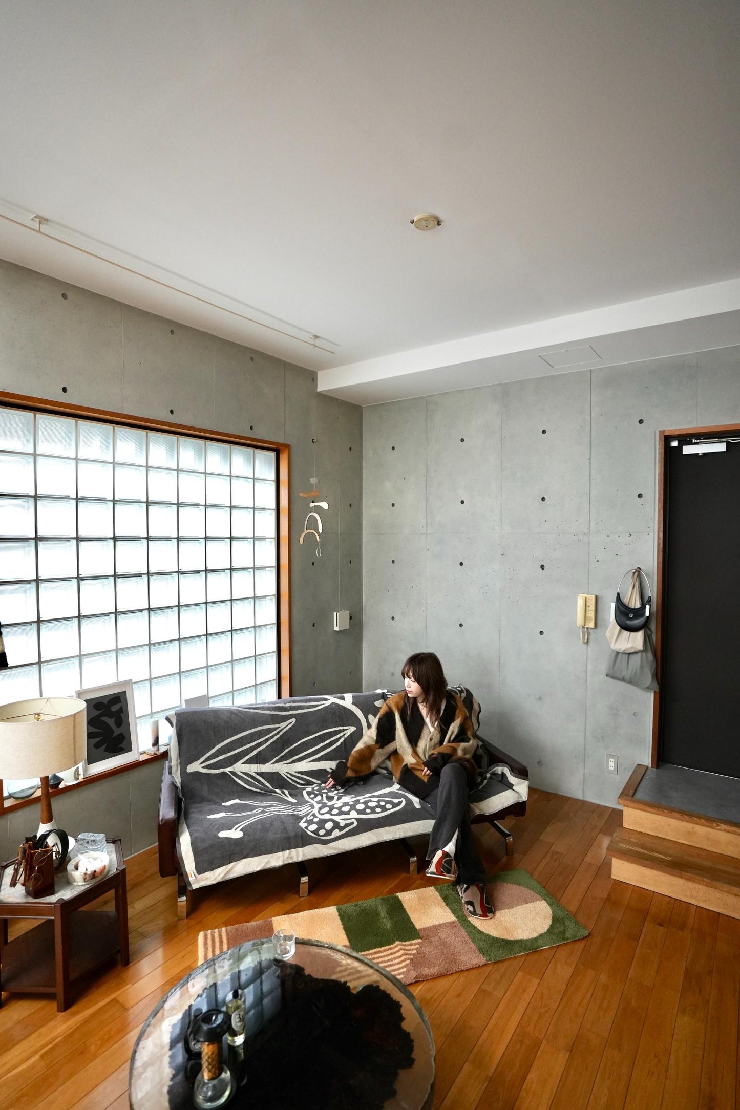 RUG【M】:Contrast