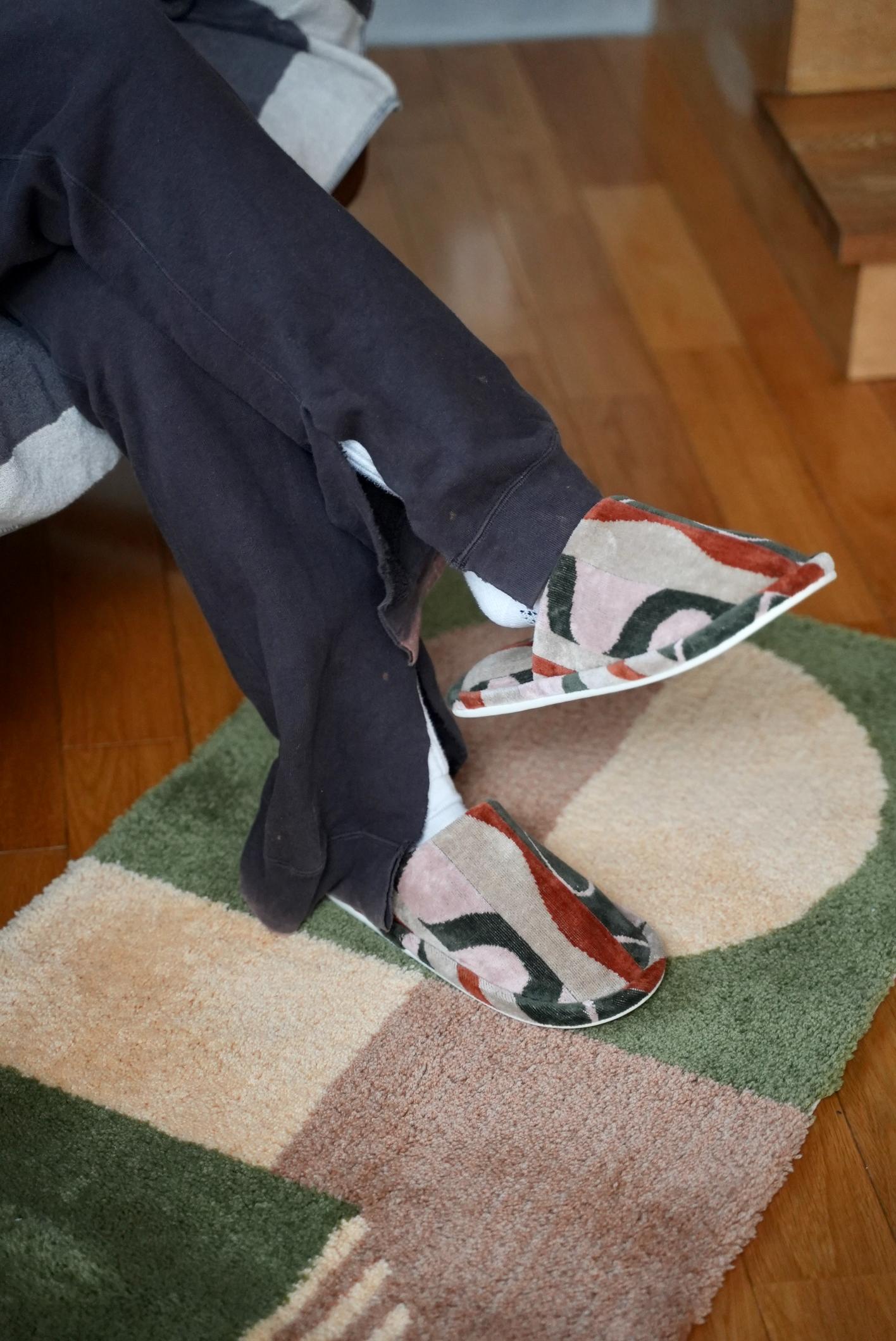 RUG【M】:Contrast