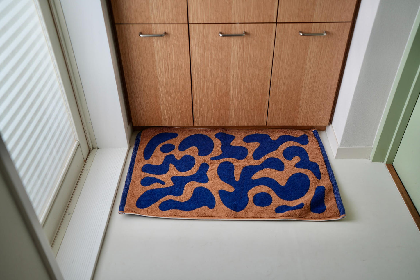BATH MAT:Groovy