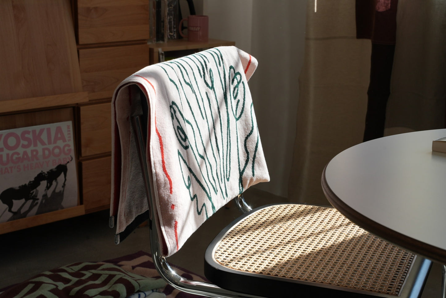 BATH TOWEL : Still life