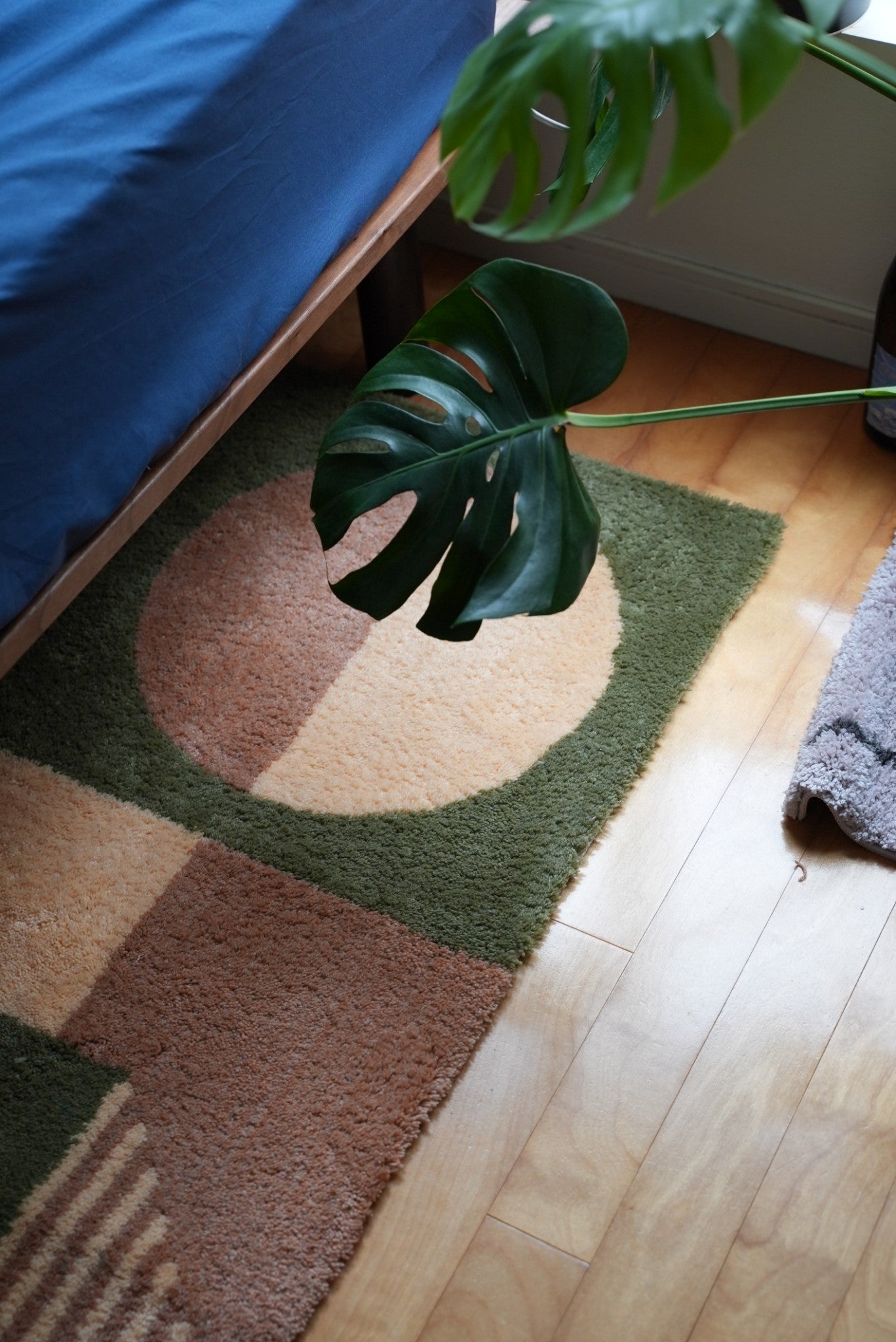 RUG【M】:Contrast