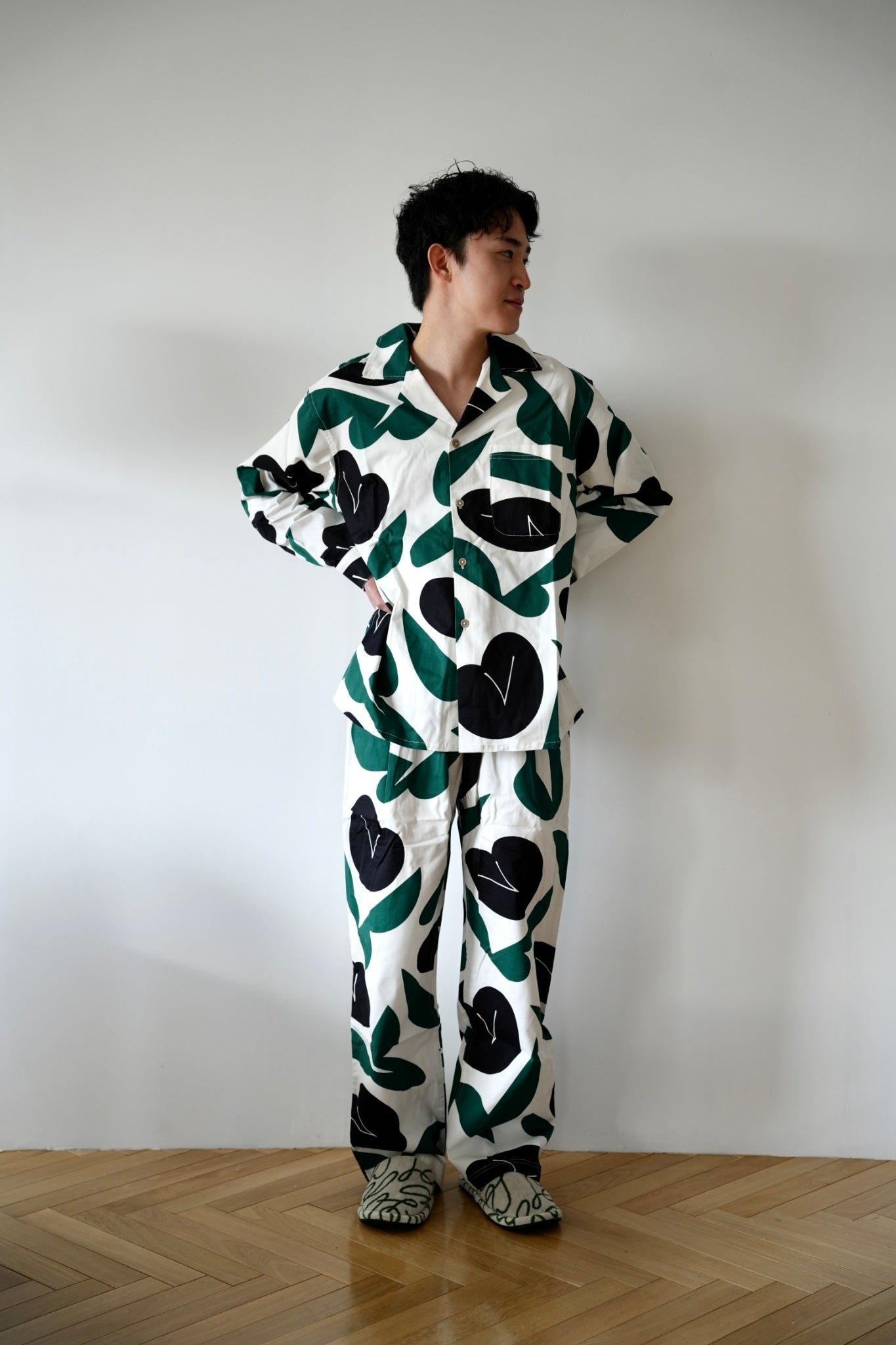 ROOM WEAR : Kadan