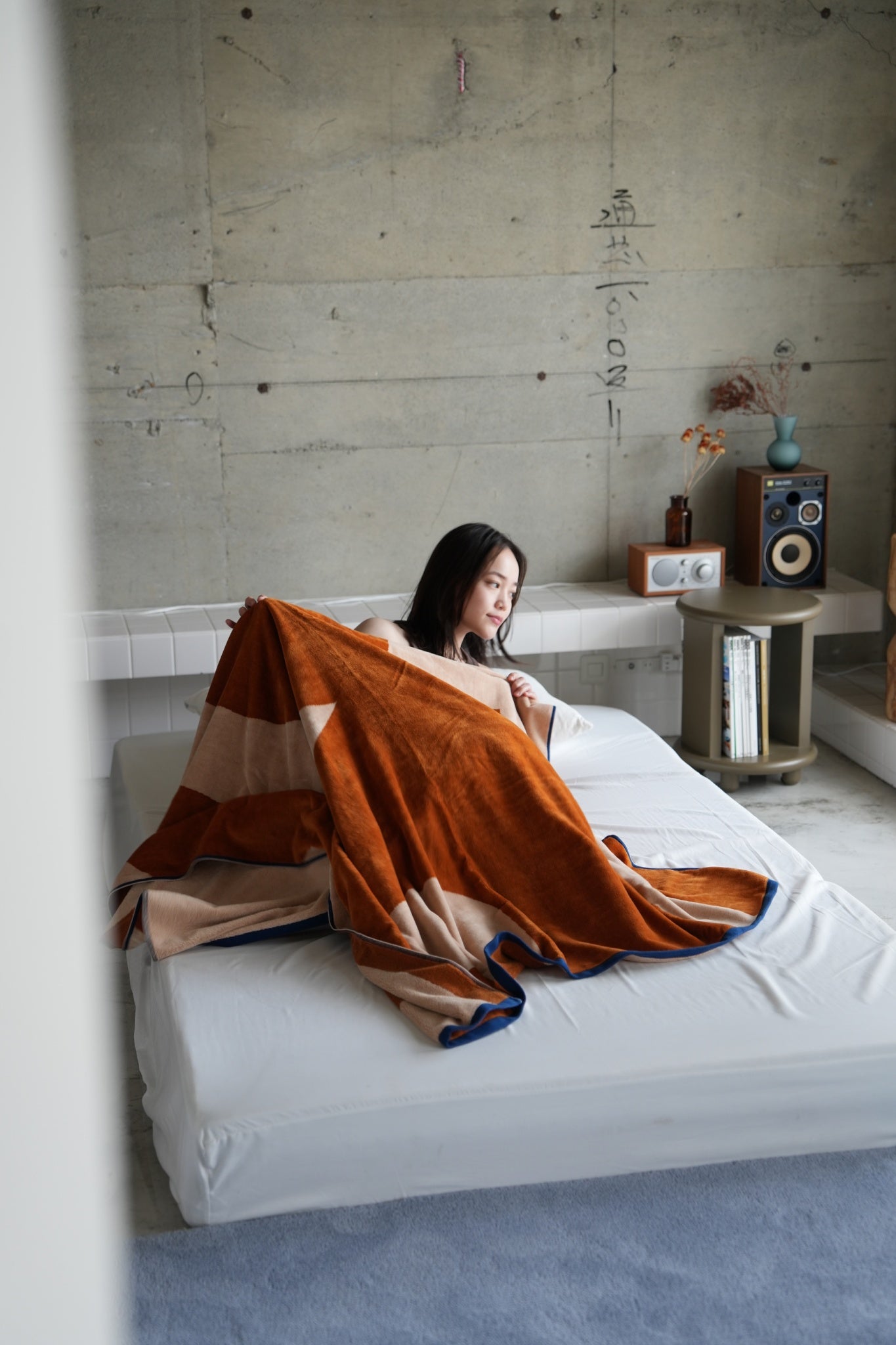 BED THROW BLANKET:Iroha