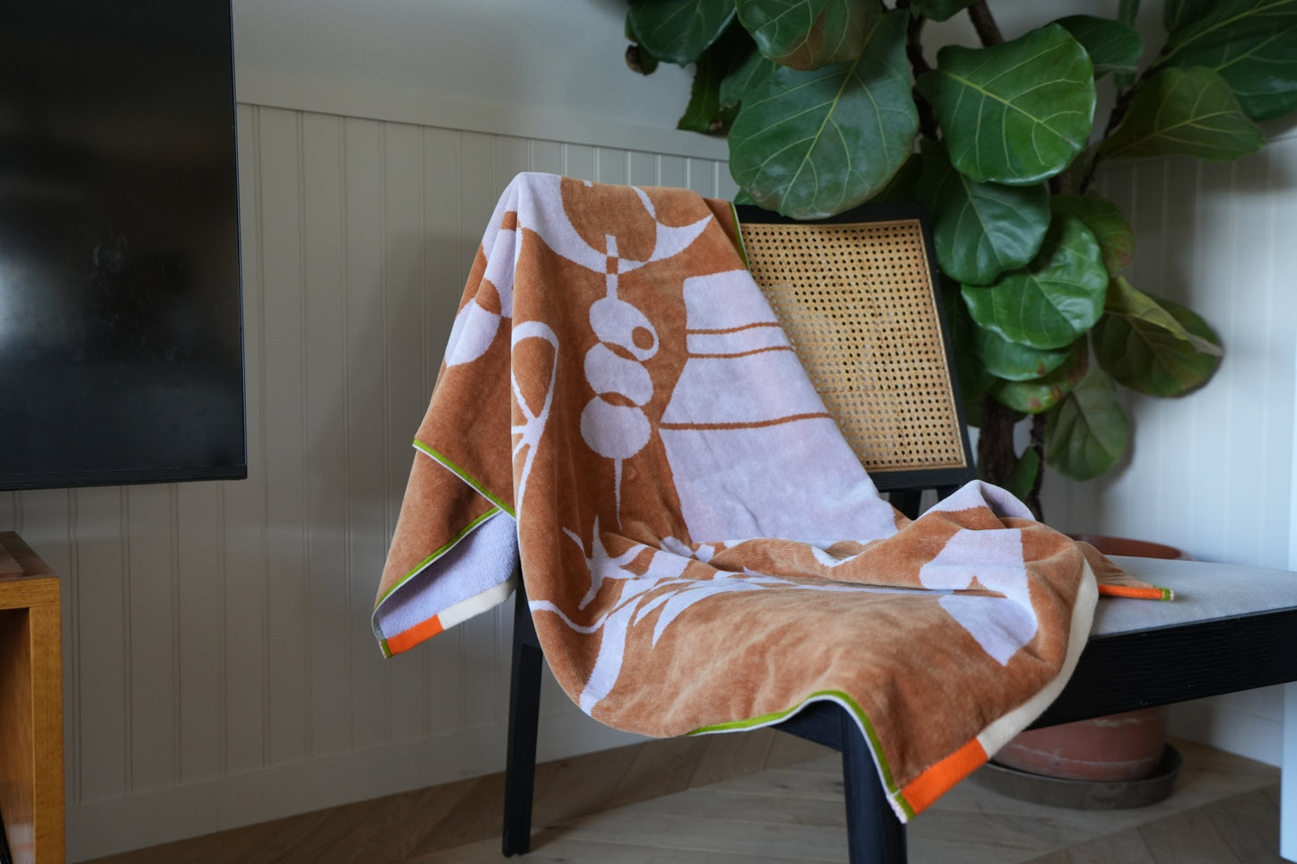 BATH TOWEL : Cocktail party