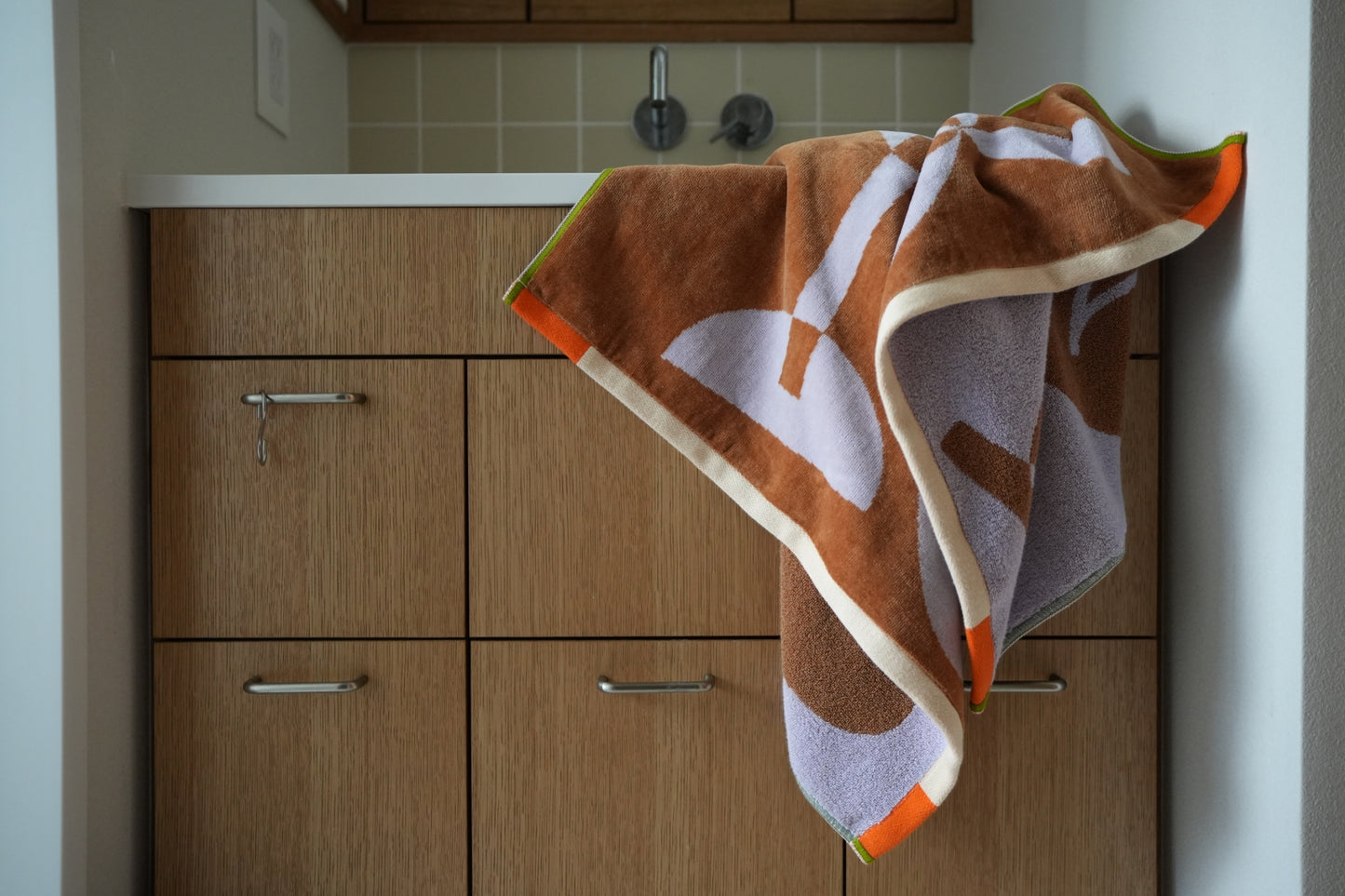BATH TOWEL : Cocktail party