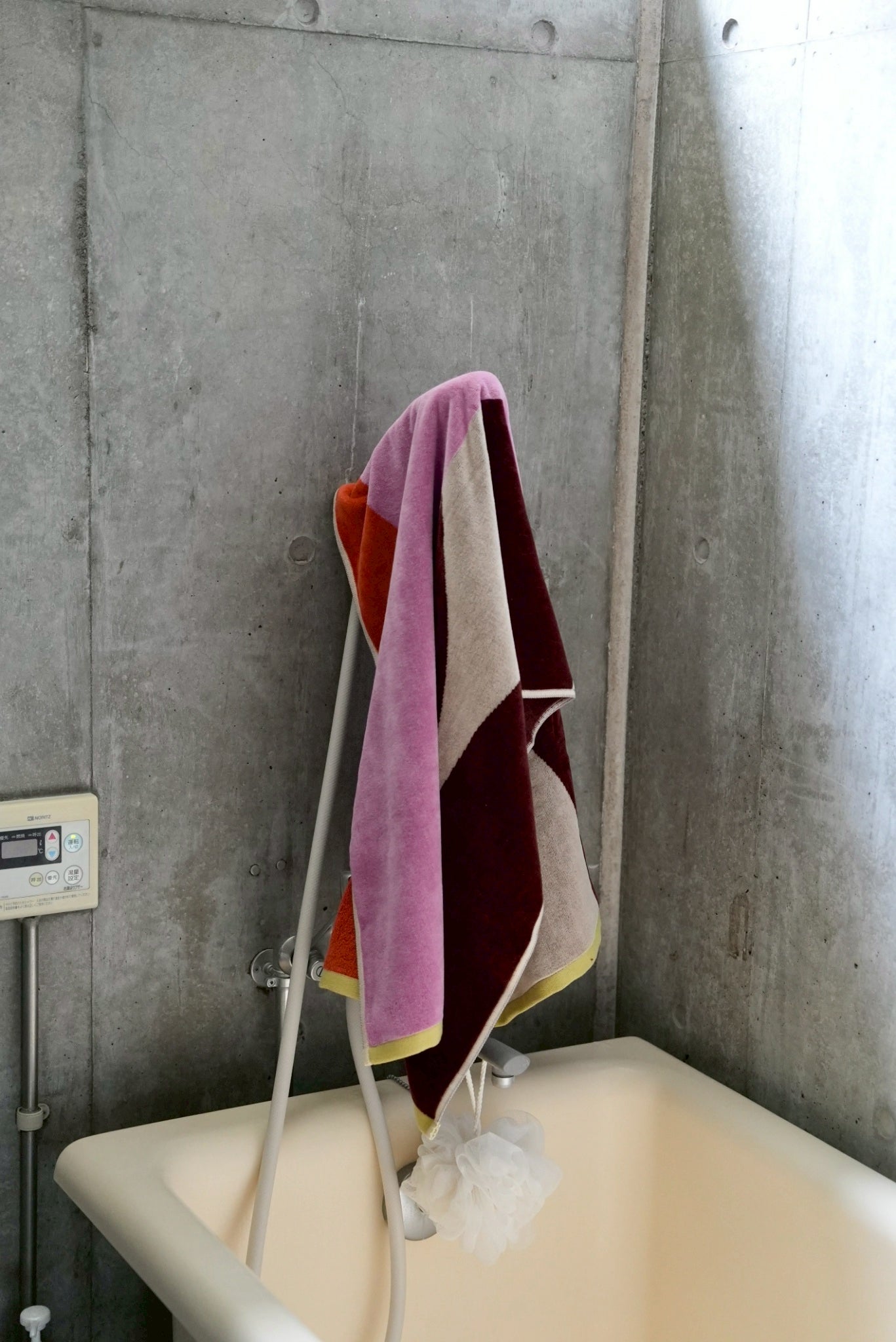 《予約販売》BATH TOWEL : Floating(10月上旬頃出荷予定)
