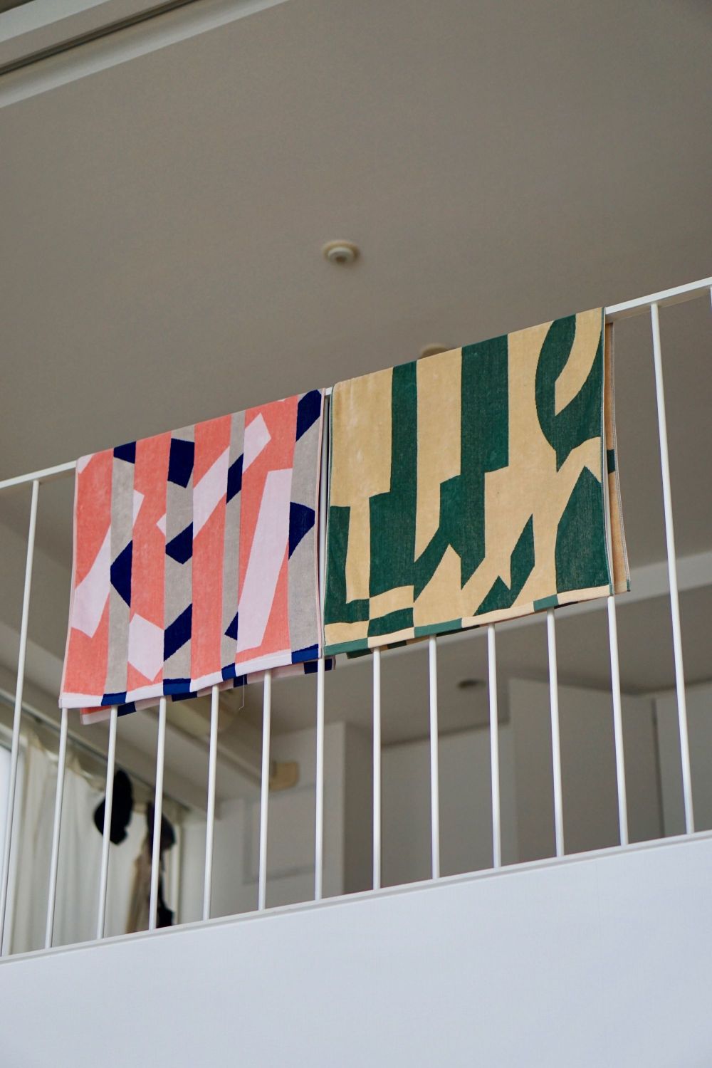BATH TOWEL : Melody Line