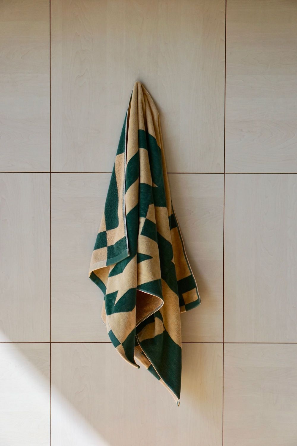 BATH TOWEL : Erratic Bamboo