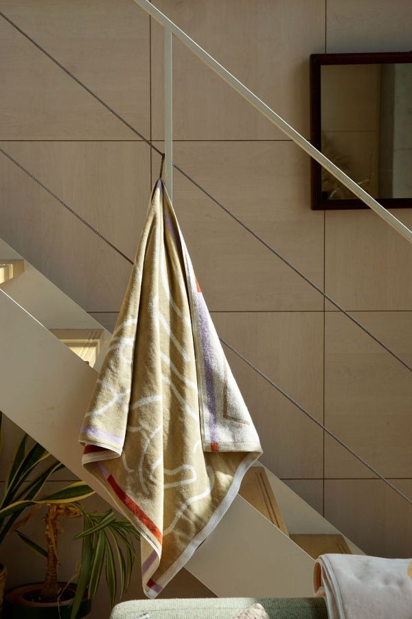 BATH TOWEL : Waltz of the flowers