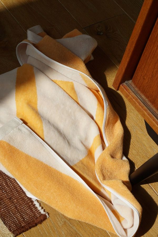 BATH TOWEL : Antra