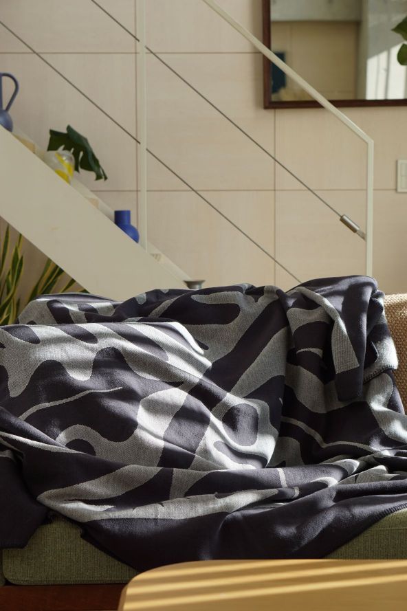 ALL SEASON BLANKET : Garden by Asuka Watanabe