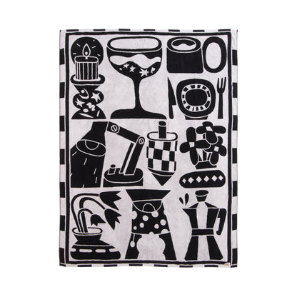 BED THROW BLANKET：This and that by Michael Towers