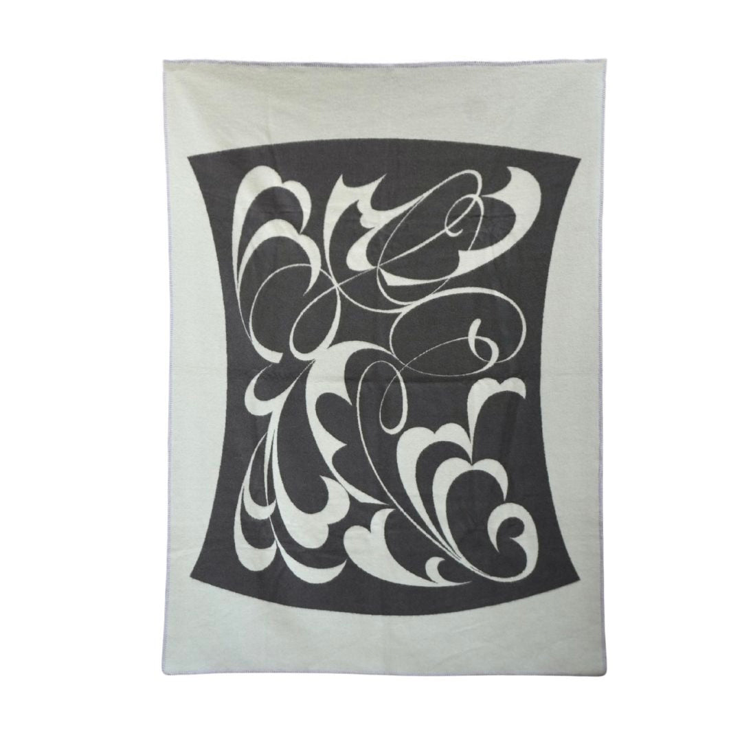 WOOL BLANKET：Dancing flower