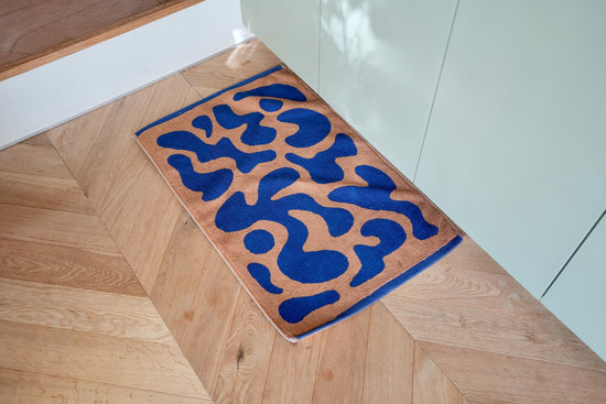 BATH MAT：Groovy