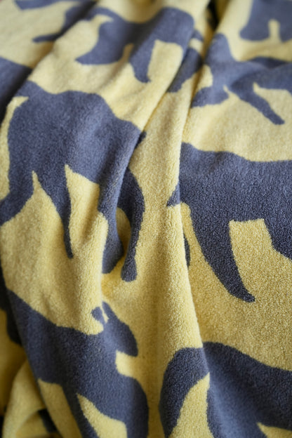 〈8月下旬ごろ販売開始〉TOWEL BLANKET：DOGORHORSE