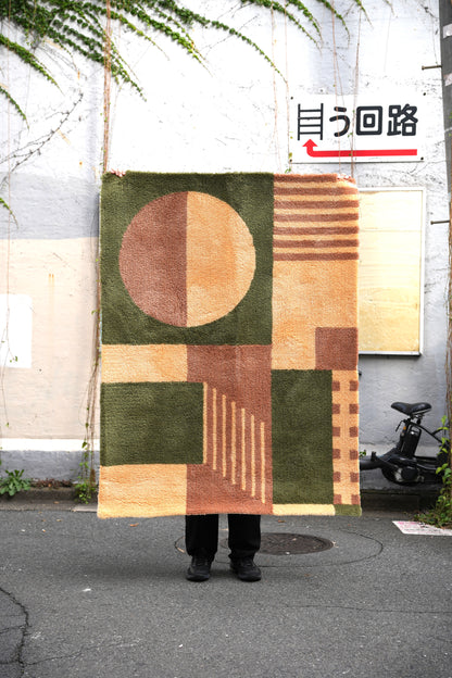 RUG【L】：Contrast