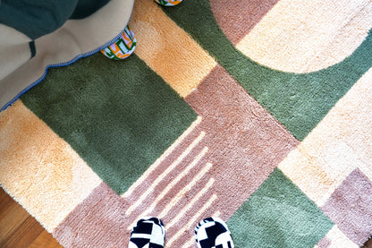 RUG【L】：Contrast