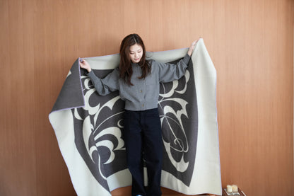 WOOL BLANKET：Dancing flower