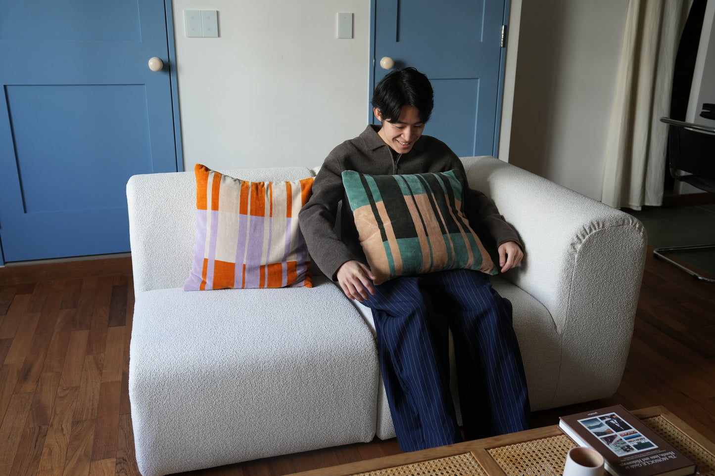 CUSHION COVER：Alternately / green