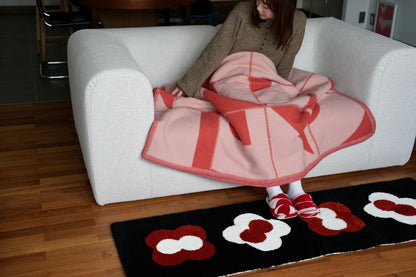 WOOL BLANKET：Pieces of home