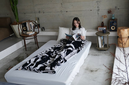 BED THROW BLANKET：This and that by Michael Towers
