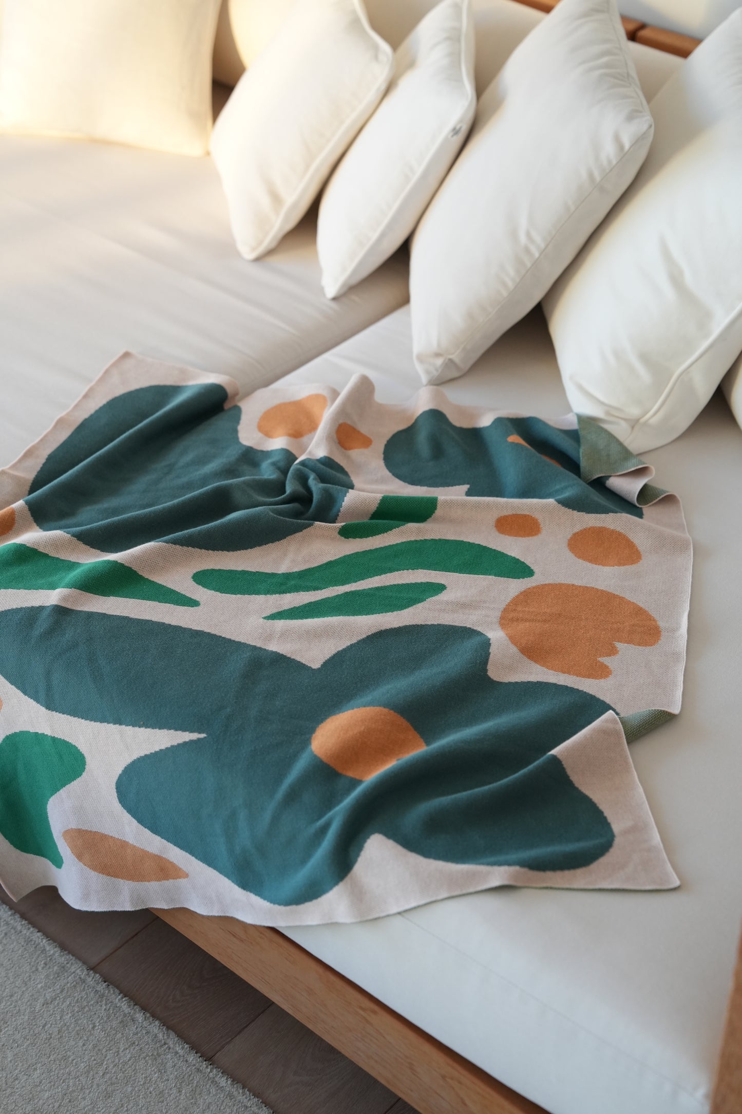 BABY KNIT KET：Tiny garden