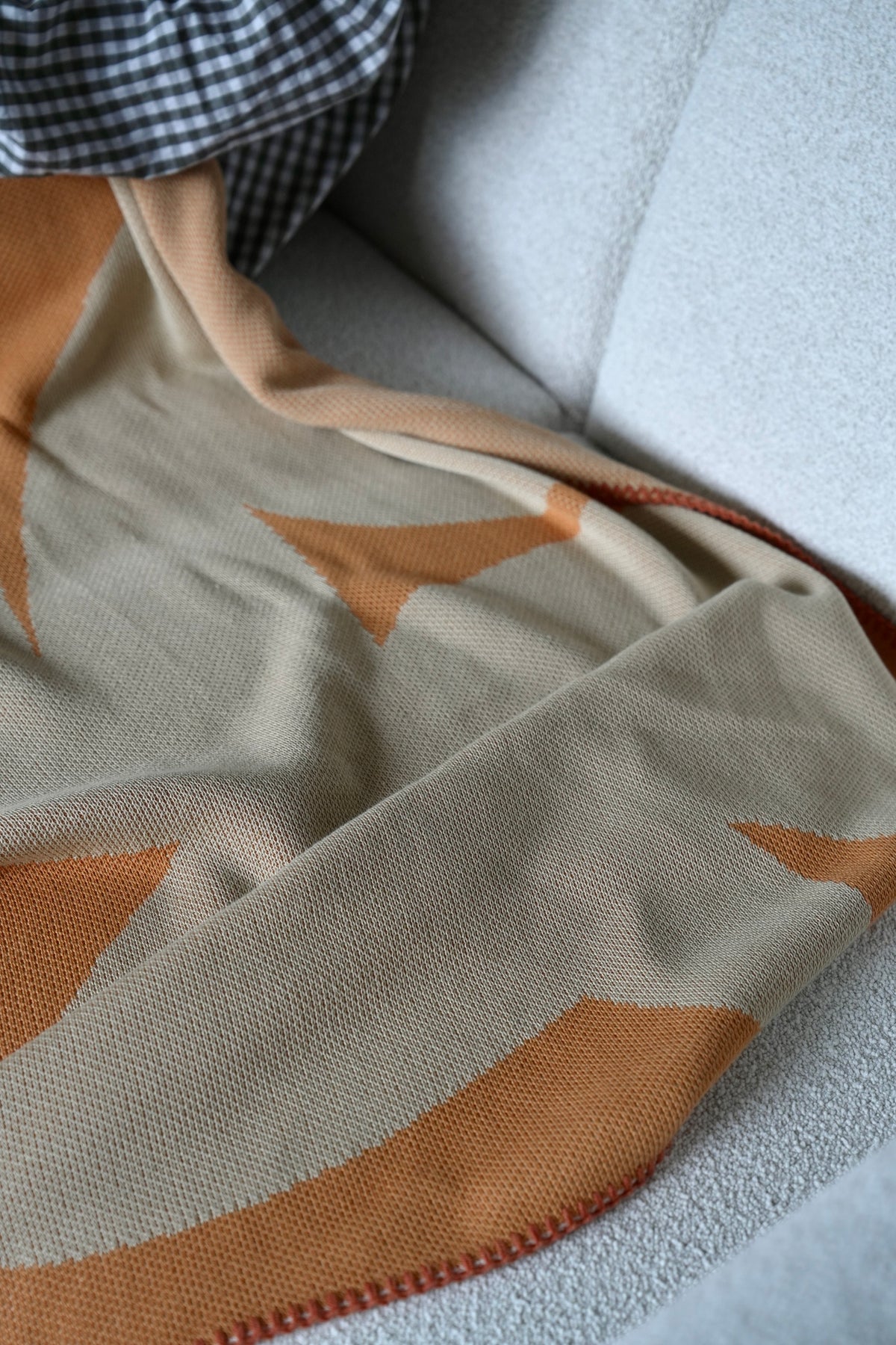 〈予約販売 / 限定タオルポーチ付〉ニットブランケット【M】：Giving