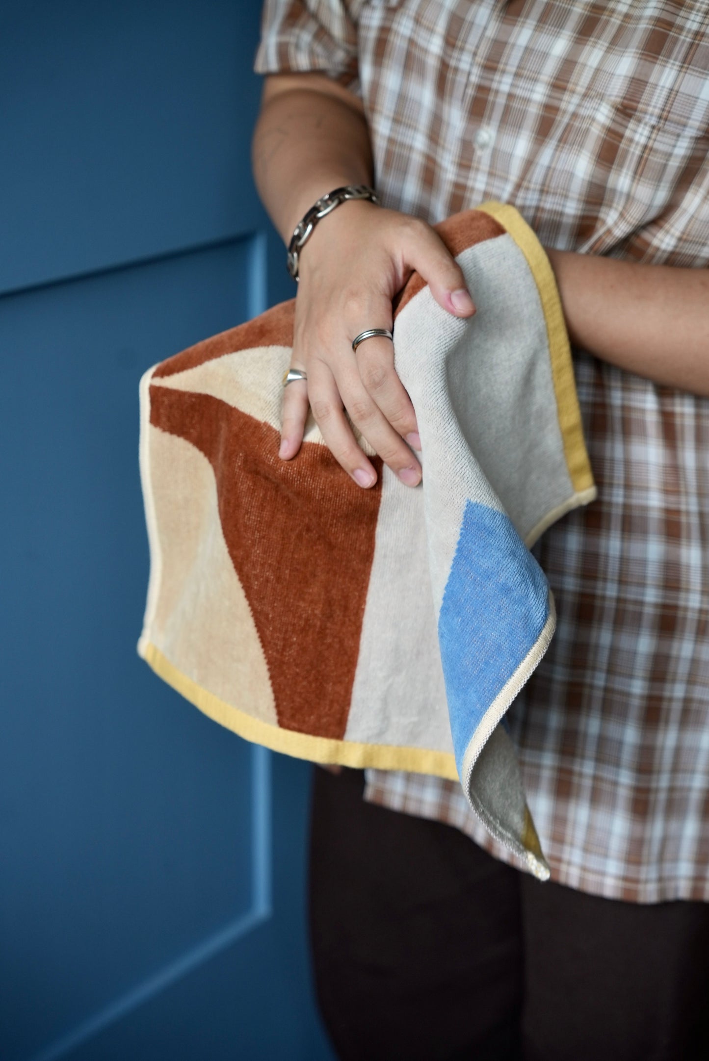 HAND TOWEL：Floating