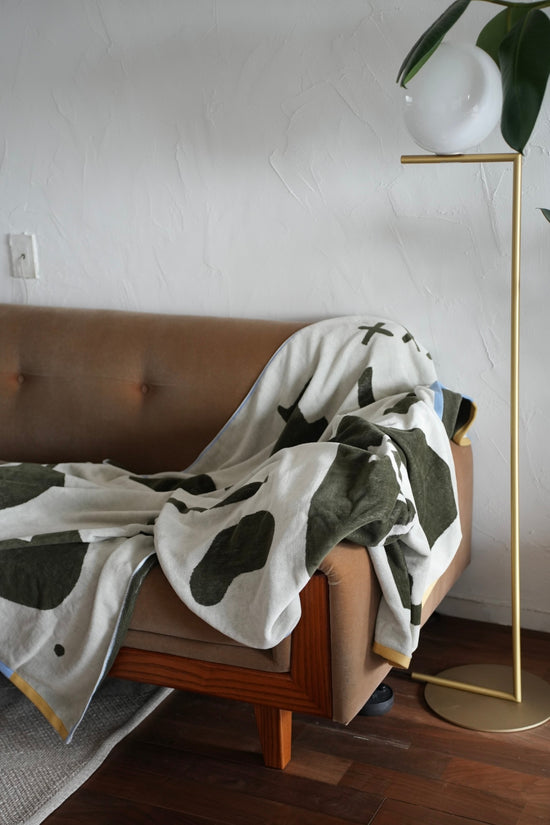 BED THROW BLANKET / light：Eureka