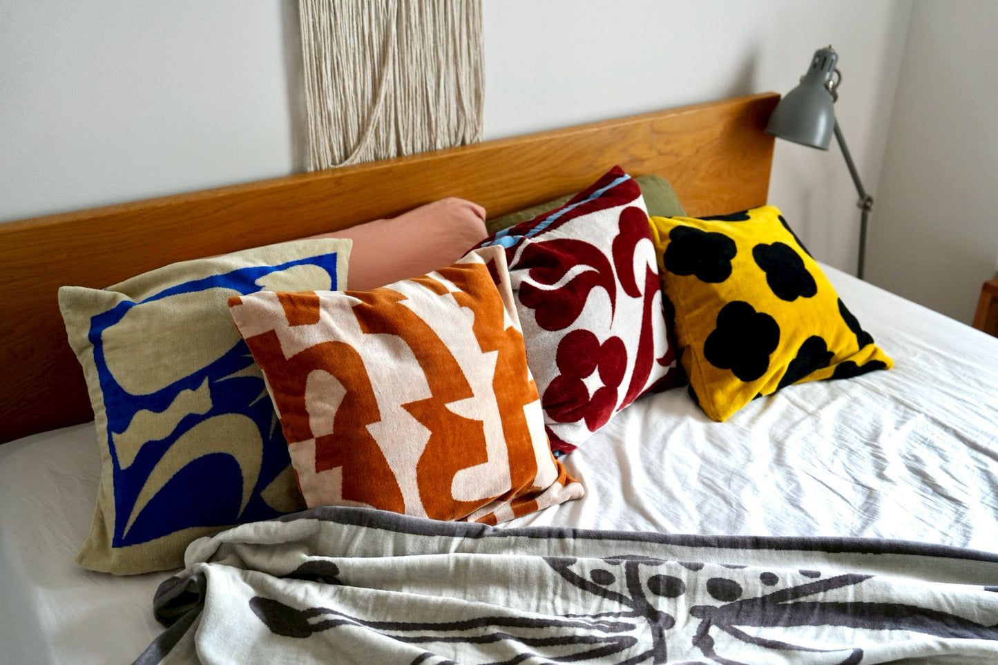 《予約販売》CUSHION COVER：Everything made of circles（9月末頃出荷予定）