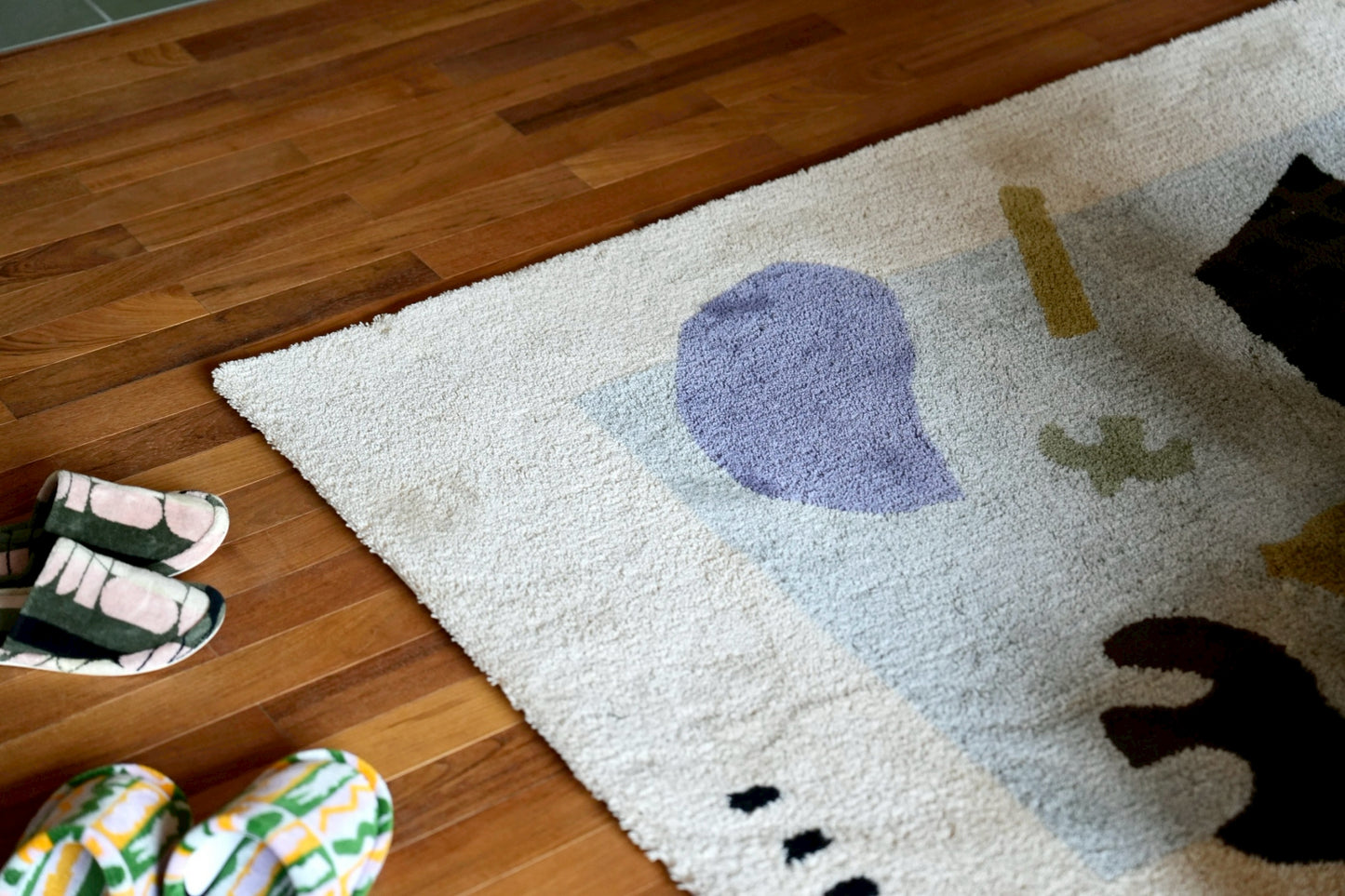 RUG【L】：my tiny nook