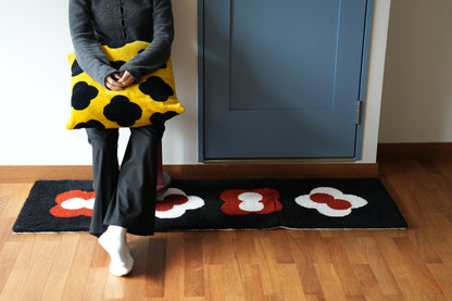RUG【M】：Everything made of circles
