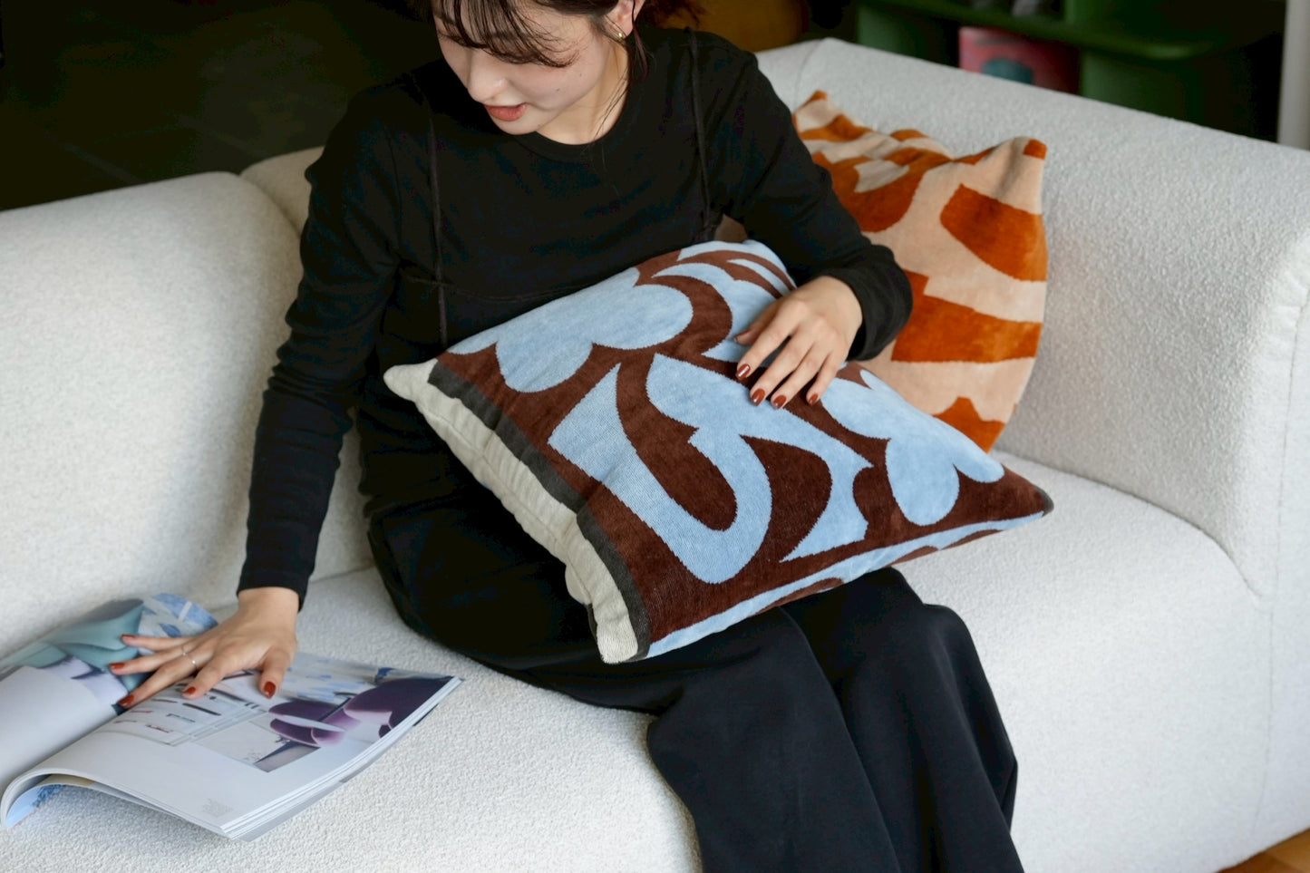 CUSHION COVER：Dancing pieces