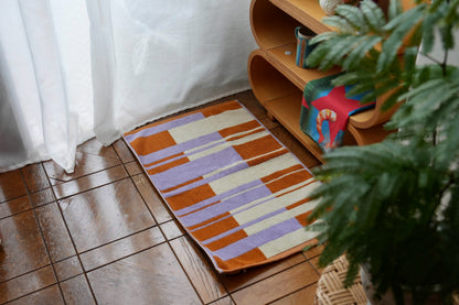 BATH MAT：Alternately