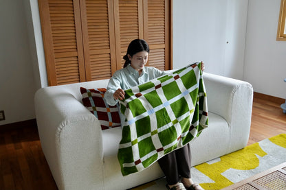 BATH TOWEL : Flow / moss green