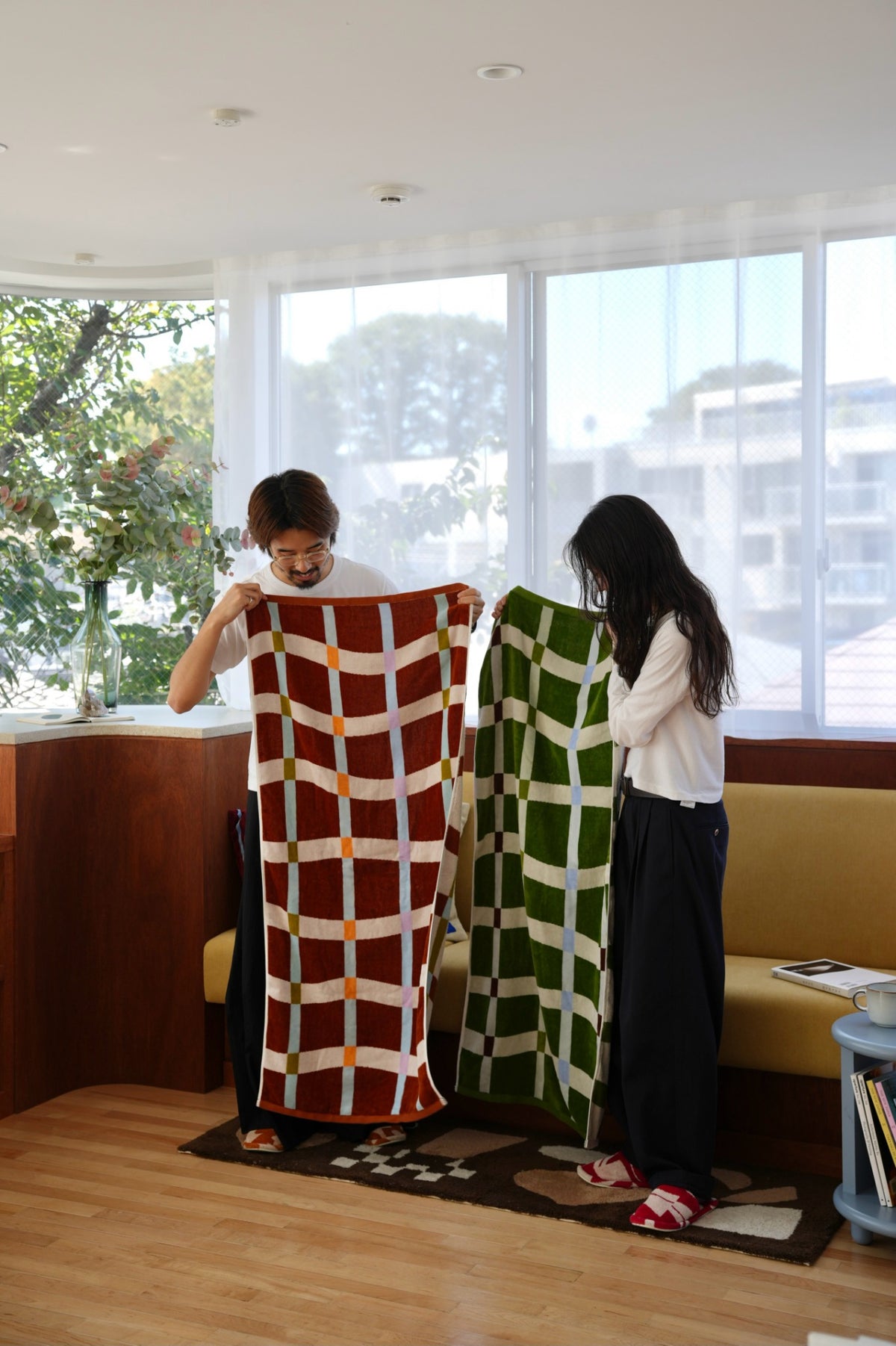 BATH TOWEL : Flow / terracotta