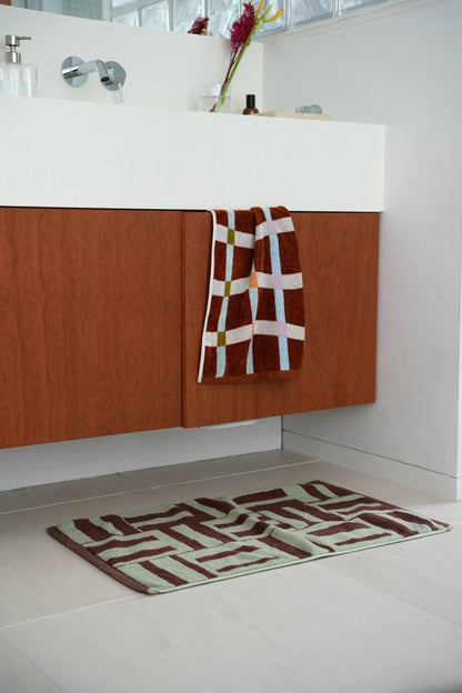 FACE TOWEL：Flow / terracotta