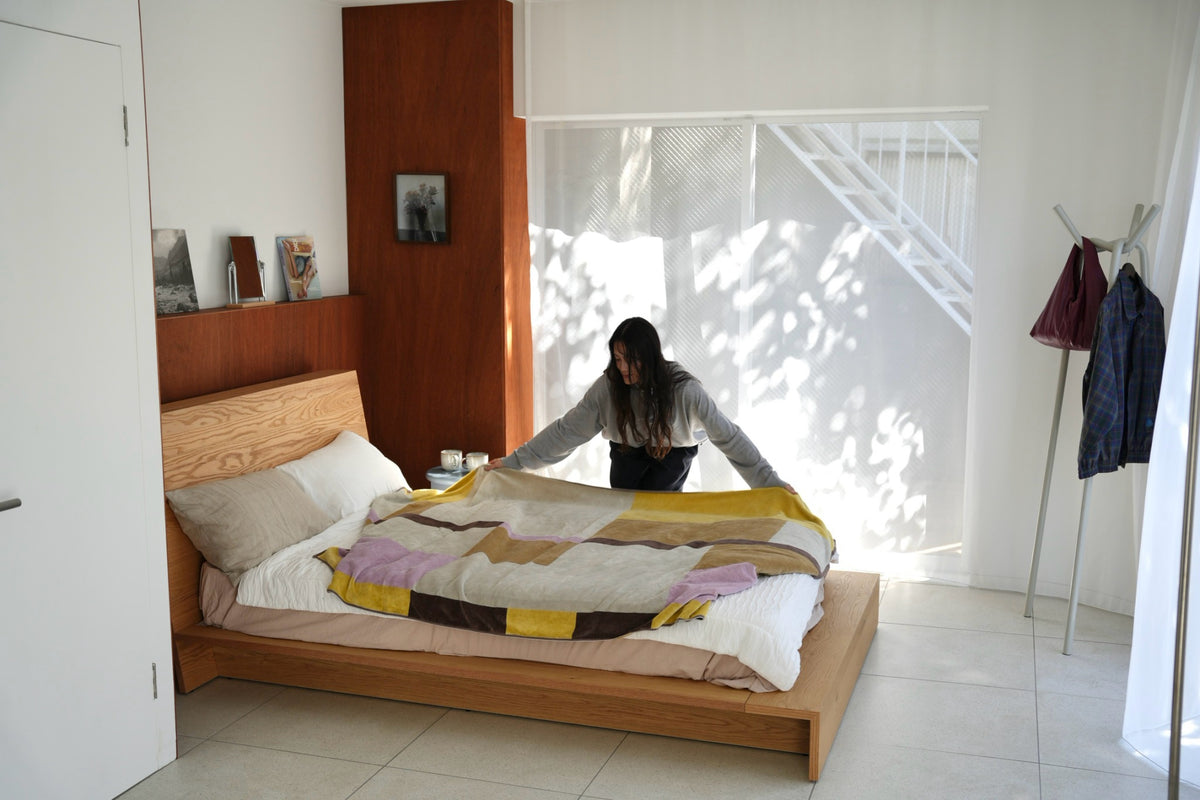 BED THROW BLANKET：Rectangle / beige