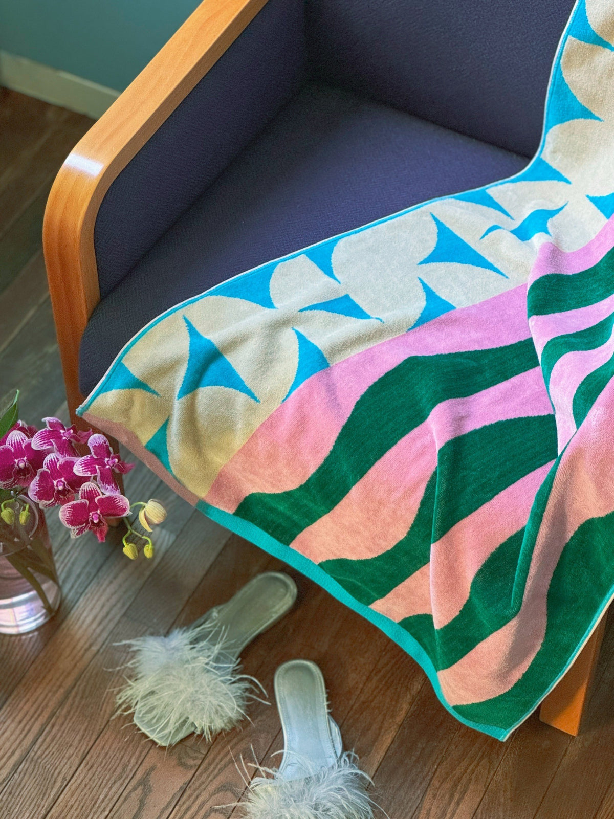 〈8月下旬ごろ再入荷予定〉BATH TOWEL : Smith – MYTONE