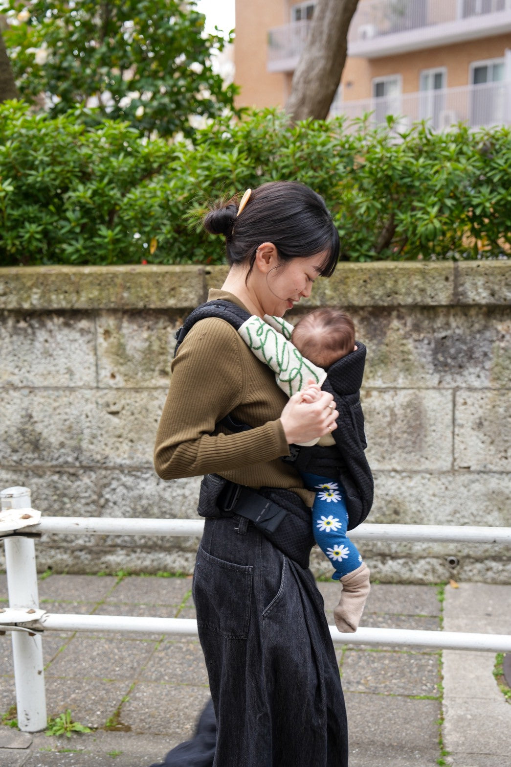 〈4月下旬再販予定〉抱っこ紐カバー：Dance